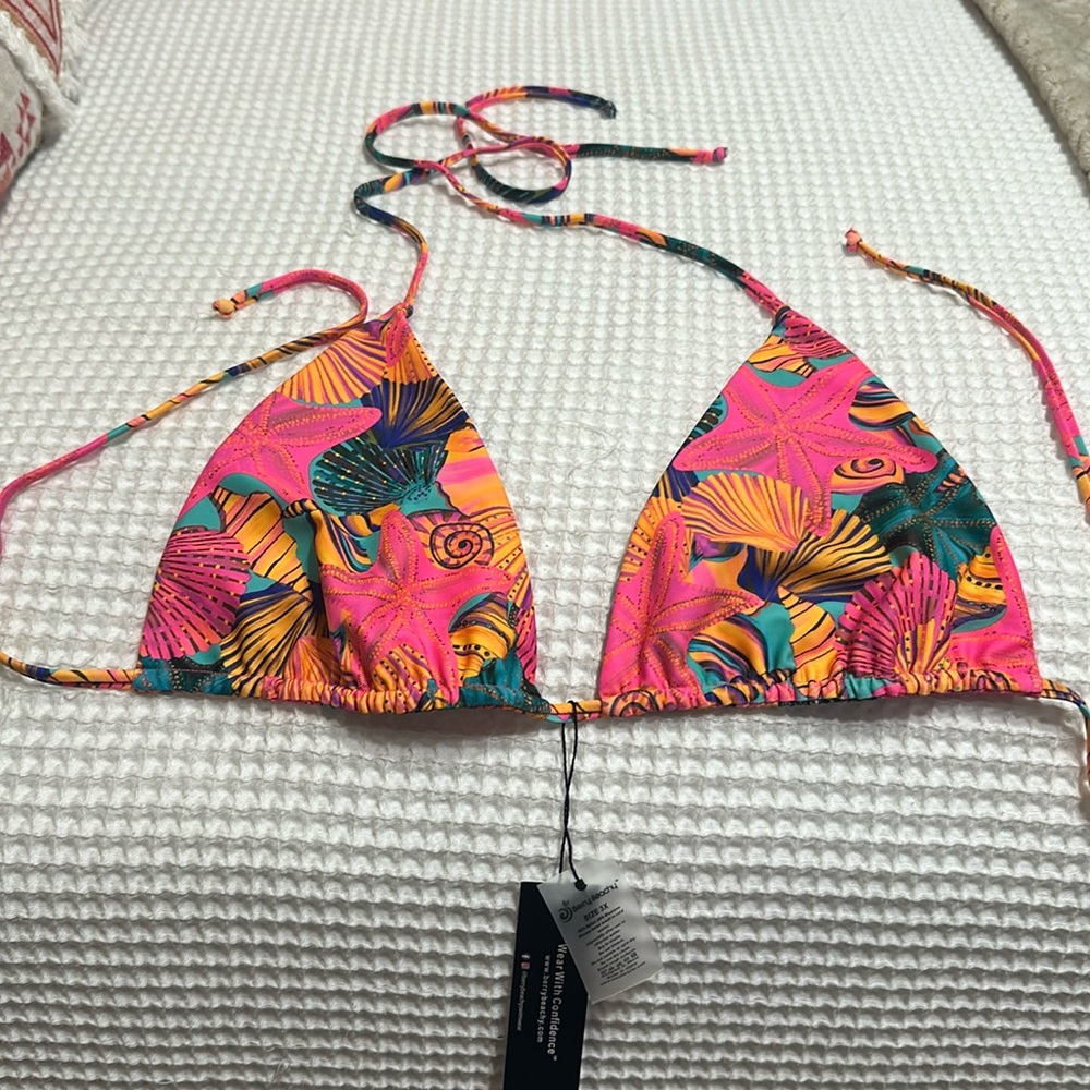 Berry beach string bikini top